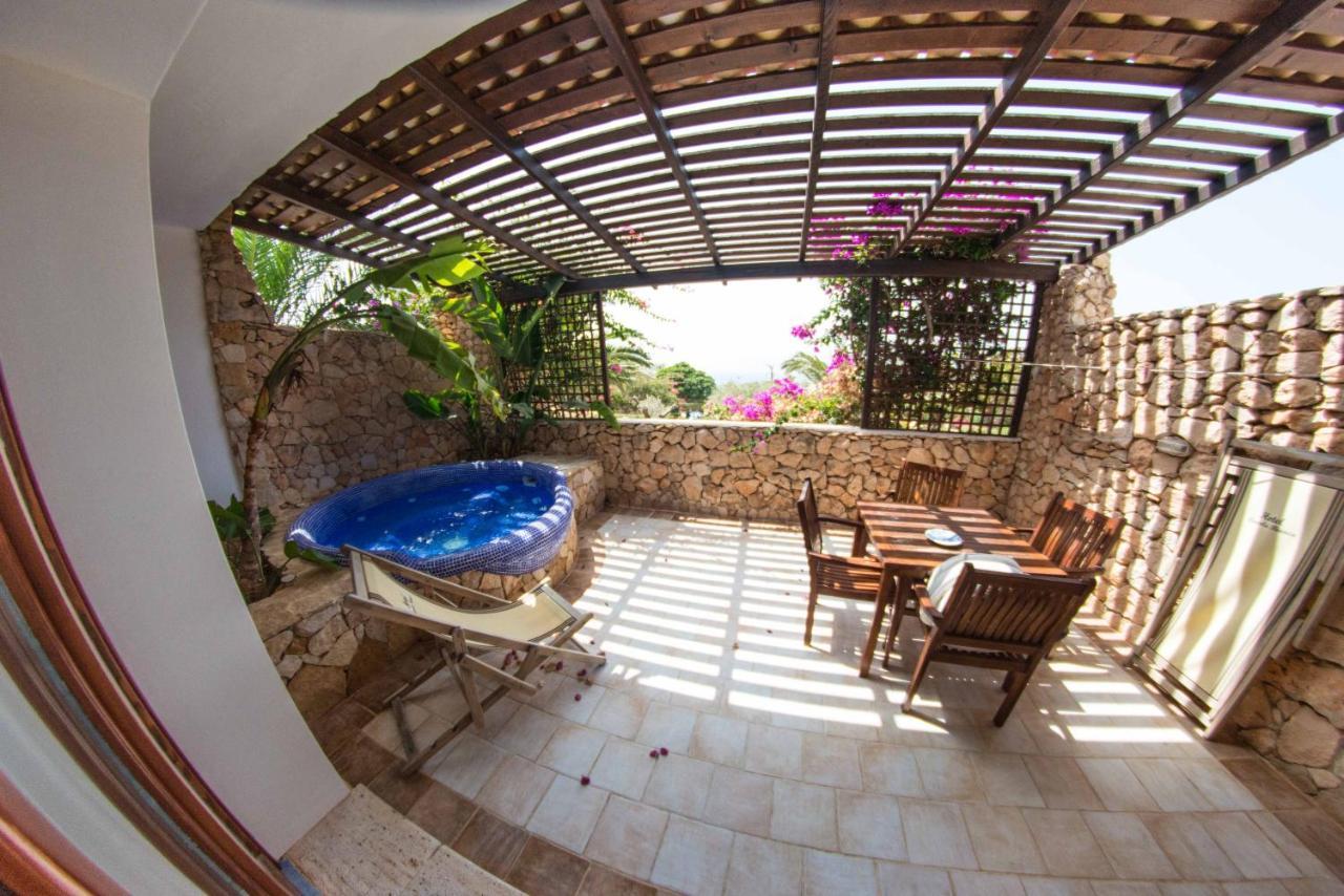 Cupola Bianca Resort ลัมเปดูซา ภายนอก รูปภาพ
