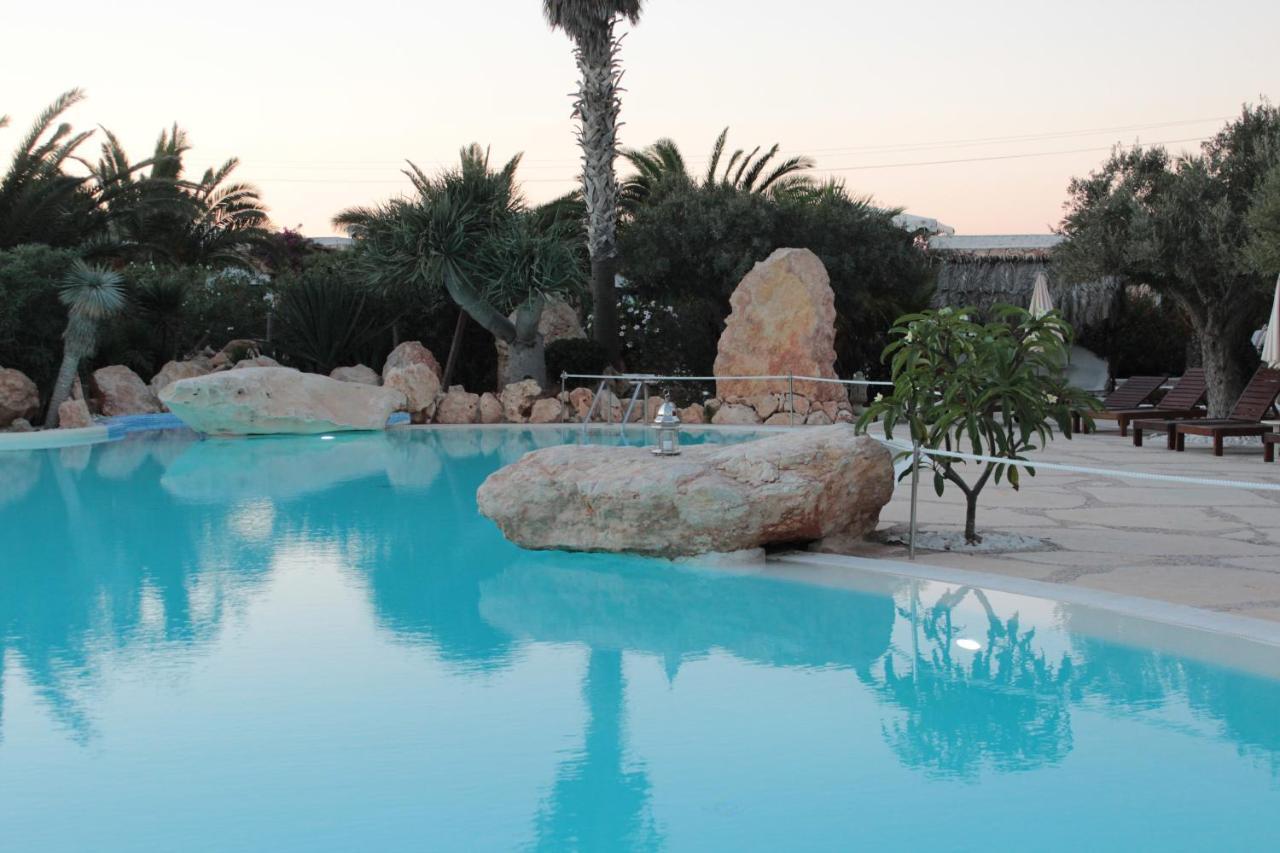Cupola Bianca Resort ลัมเปดูซา ภายนอก รูปภาพ